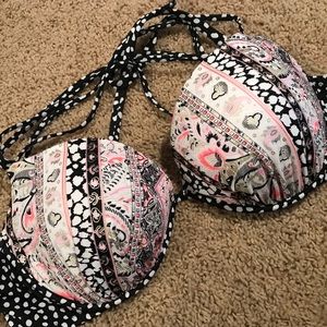 Victoria’s Secret bikini top